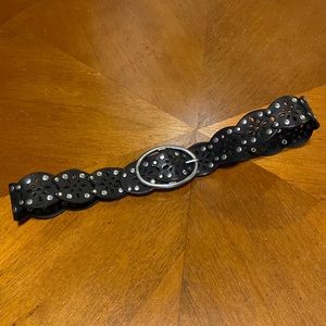 Black leather belt 36 in or less waist